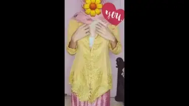 Live Ukhti Kebaya Hijab Pink Berani Menggoda Viral poster