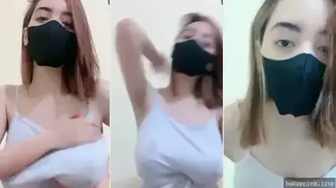 Toket Bulat Gede UrBaby Bikin Kontol Tegang Pengen Remes Brutal poster